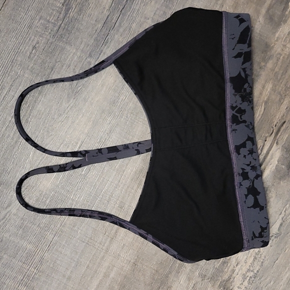 Lululemon Flow Y Black and Grey Bra size 4 - Picture 7 of 8